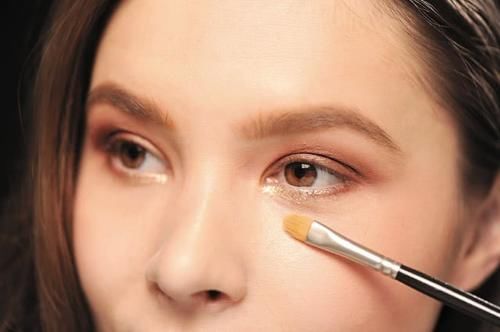  「全都」眼袋的四大类型 你是否全都知道