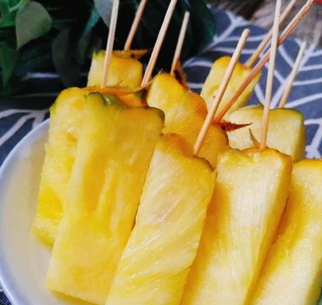  解决■菠萝蜜好吃不容易削？简易一招解决菠萝蜜，不用去皮不用挖眼，美味可口
