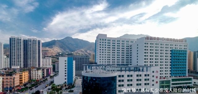  #山清水秀#甘肃压力最小的城市，山清水秀！素有“秦陇锁钥，巴