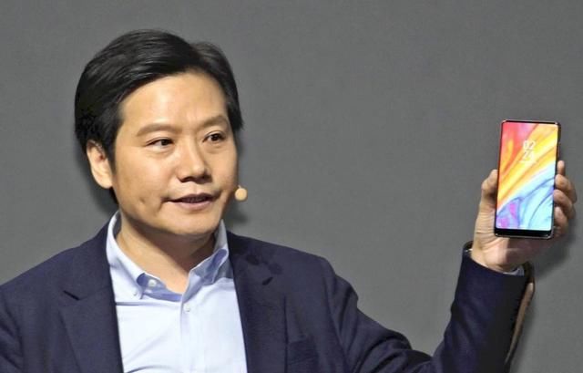 小米7区分屏下指纹版与普通版 网友只关心一个