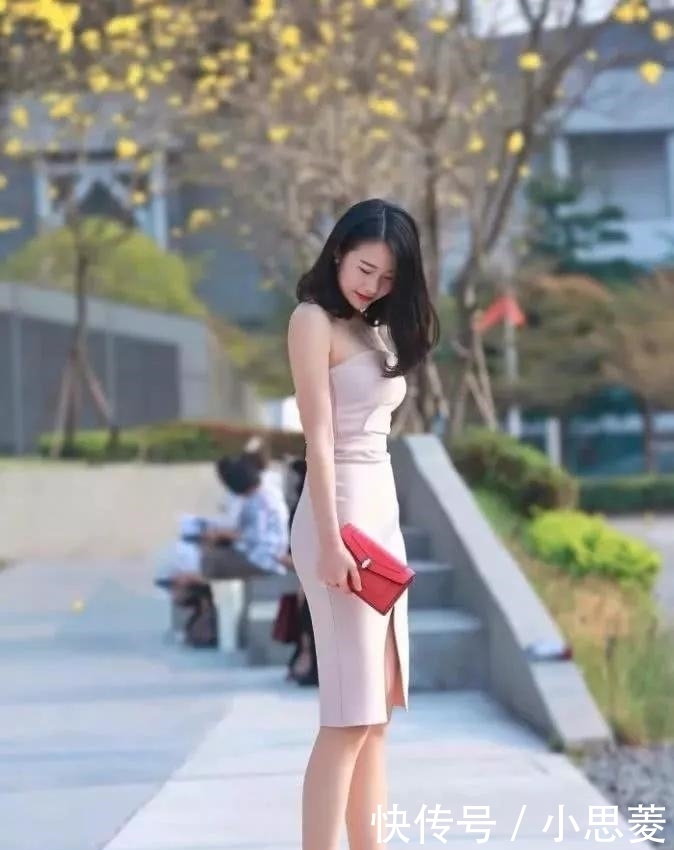  微胖|街拍：偶遇香槟色礼服的微胖女孩，丰腴身材穿裙子最美了！