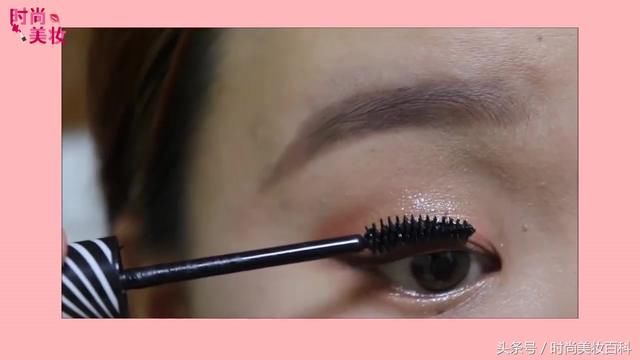 眼妆技巧｜初秋的清淡眼妆