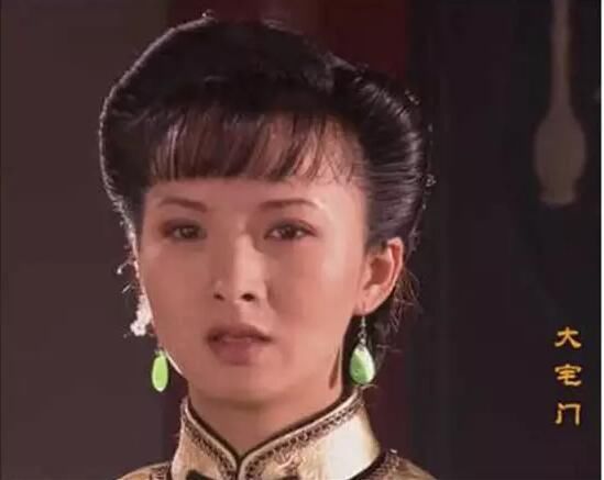 娱乐圈的“潜规则”已是公开的秘密，杨紫在最火的时候被人顶包