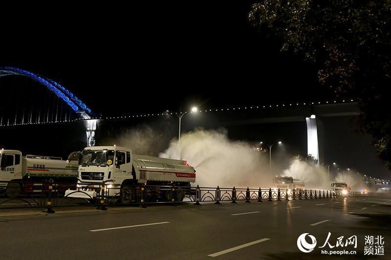  「药剂」湖北宜昌开展全域喷洒消毒 药剂对人畜无害