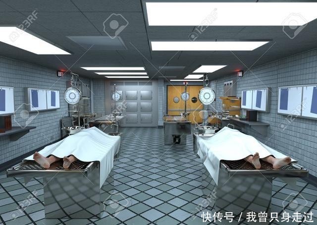 士兵:6百多感染,美军陷两线作战!回国士兵竟在停尸房隔离,太惨了!