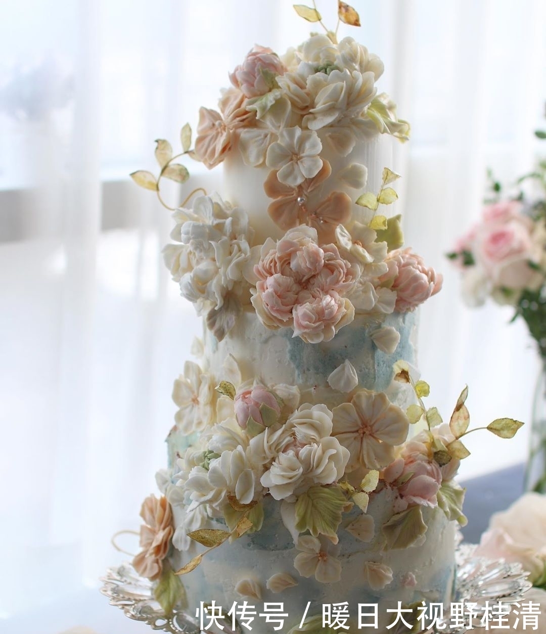 『制作』她做的鲜花蛋糕太撩人，看完后全世界都惊艳了