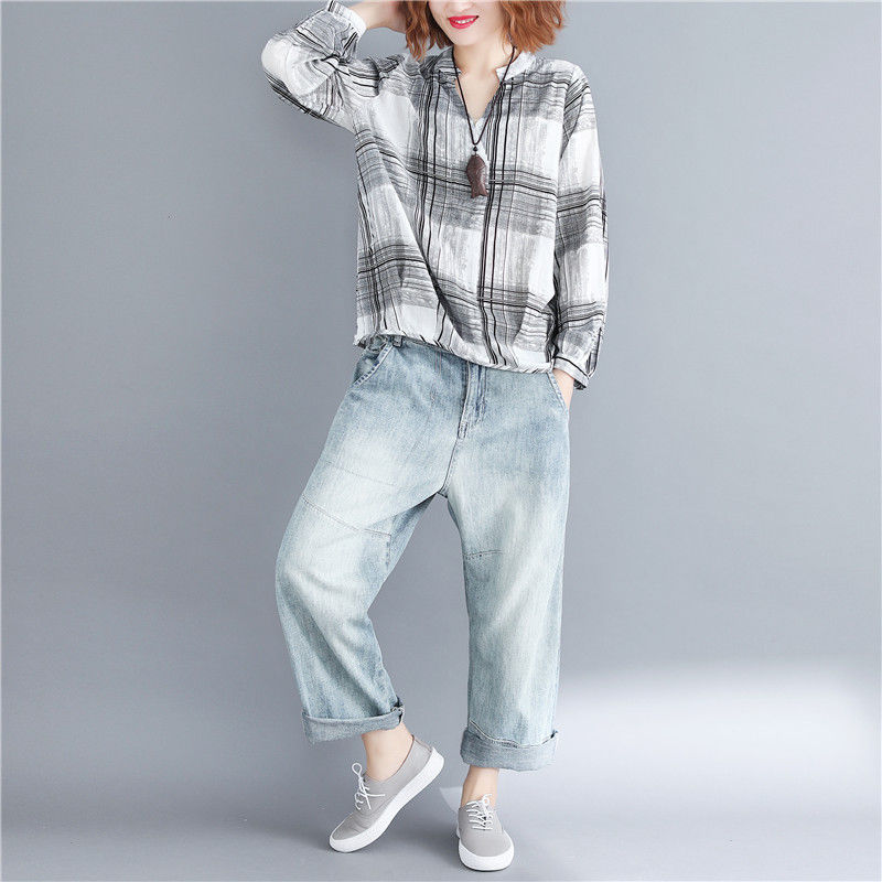 不得不说,立秋穿这棉麻衫才是潮流,搭配平底鞋,洋气美爆了