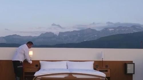 全球唯一零星级酒店:只有一张床一晚要1700,却供不应求