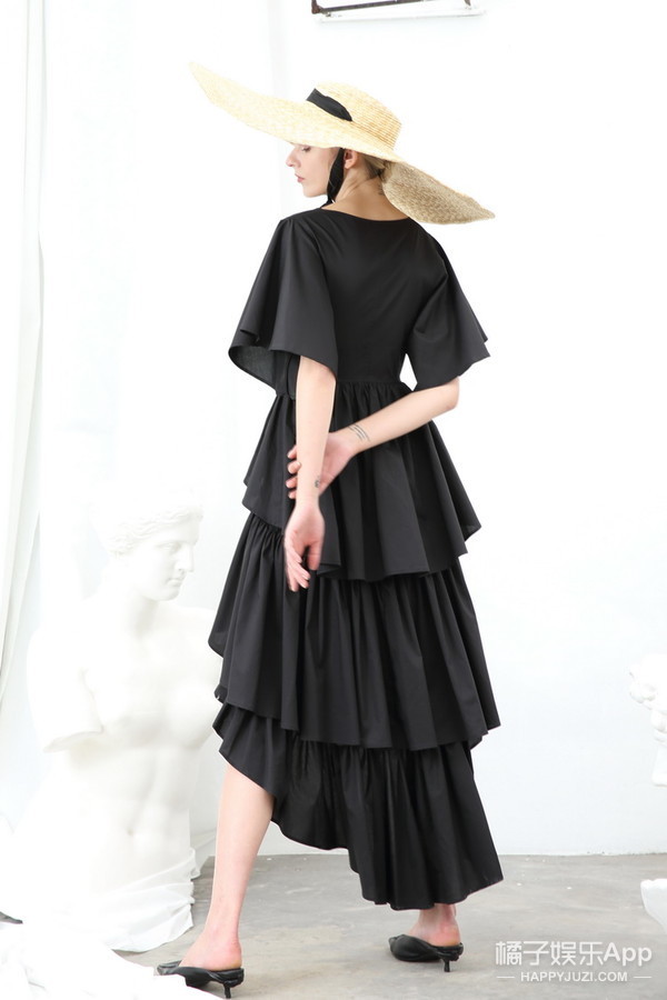 夏天来啦！快穿上这条魔法裙，变身小仙女