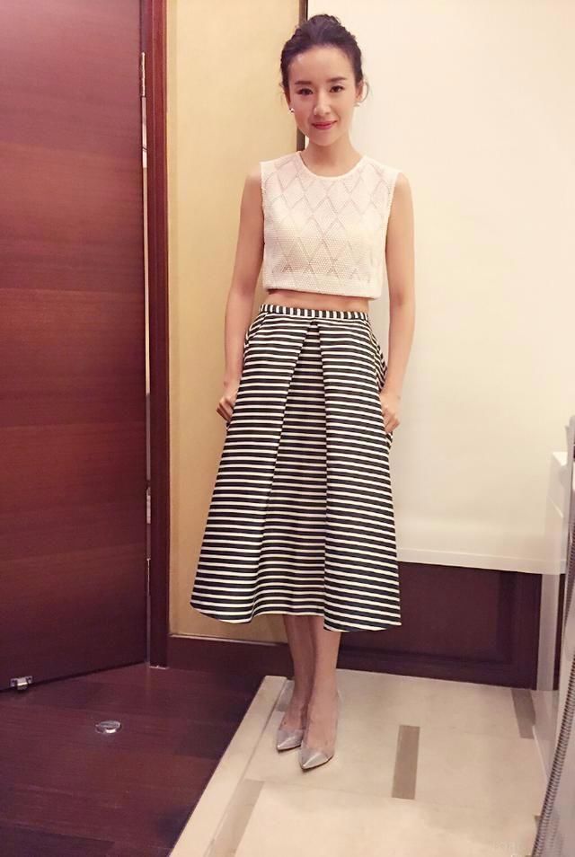 董洁只长年龄不长皱纹，再花时间打扮下!网友:这才是当年的女神