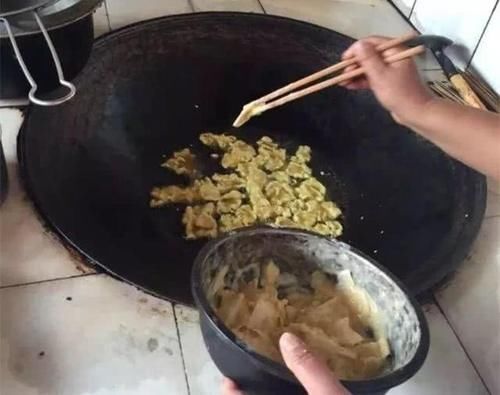  【炒菜】家里有这5种花，不仅能赏花，还能用来炒菜吃！