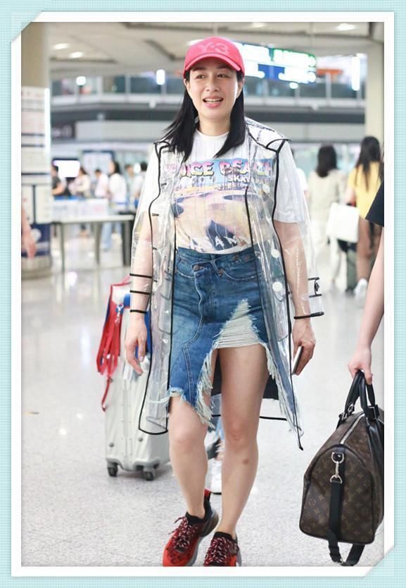 钟丽缇厉害！硬是把运动裤穿成了紧身裤，网友：难怪张伦硕那么爱