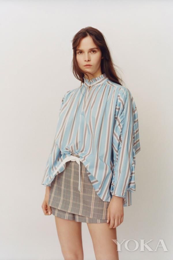 穿个短裤也能这么美，跟着宋茜、杨幂学最潮的短裤穿搭吧!