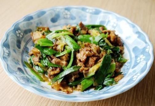  【家常菜】简单家常菜爽虾仁清冬瓜，青椒爆炒牛肉，蒜苗炒五花肉，酱汁豆