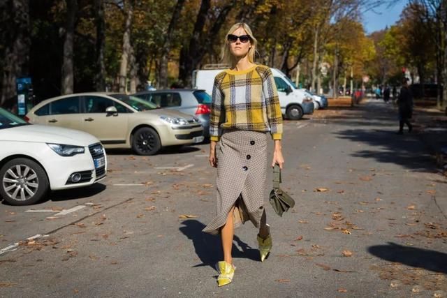 你会不会因为一颗扣子买下一件衣服?