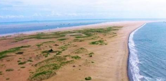 我国正在“消失”的2个地方，一个人口流失严重，一个快要被吞没