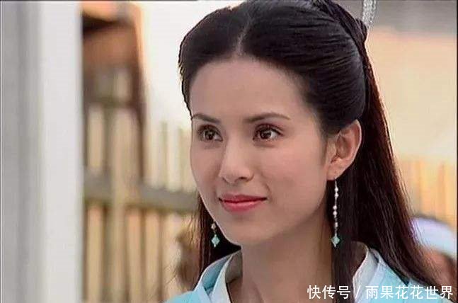 「港剧」张柏芝李嘉欣张敏张曼玉朱茵李若彤这6位港剧女星,谁最仙气动人