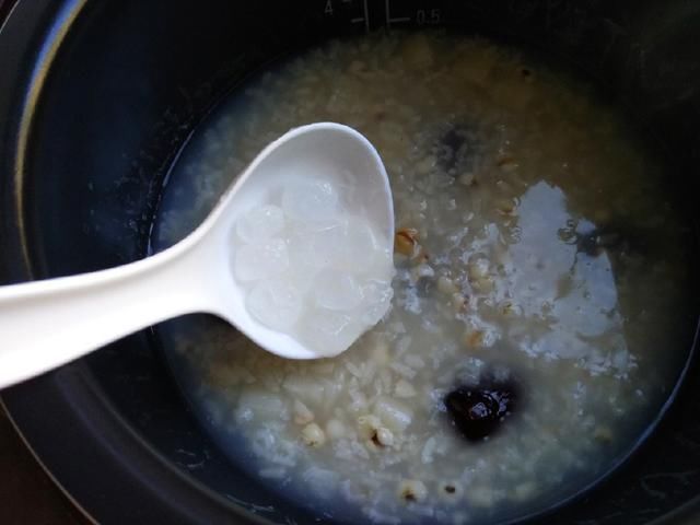 小米加糯米煮粥易消化吗 t013eb2b3329c5f5adf.jpg