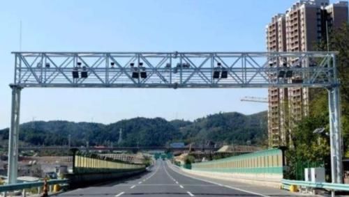  高速|元旦开始高速收费改革，好消息从天而降，车主们都乐了