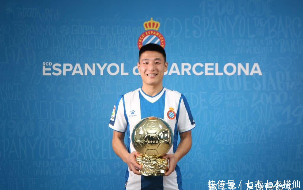 武磊身价坚挺!连续2个月2.3亿,追平西班牙人大