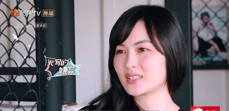  细节：林丽吟被吴尊的惊喜感动落泪，看了这小细节才知道，两人有多深爱彼此