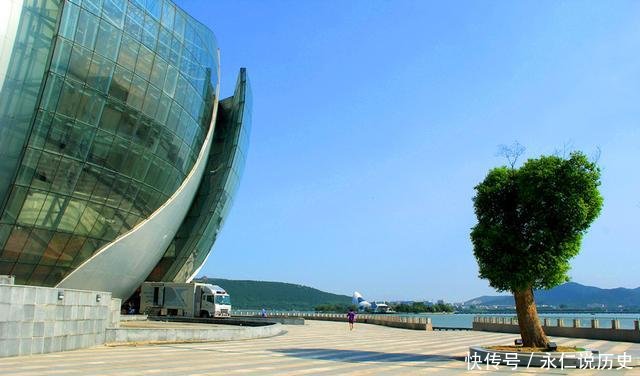  [界线]中国有10个非省会城市，因主城区为省界线，发展受影响