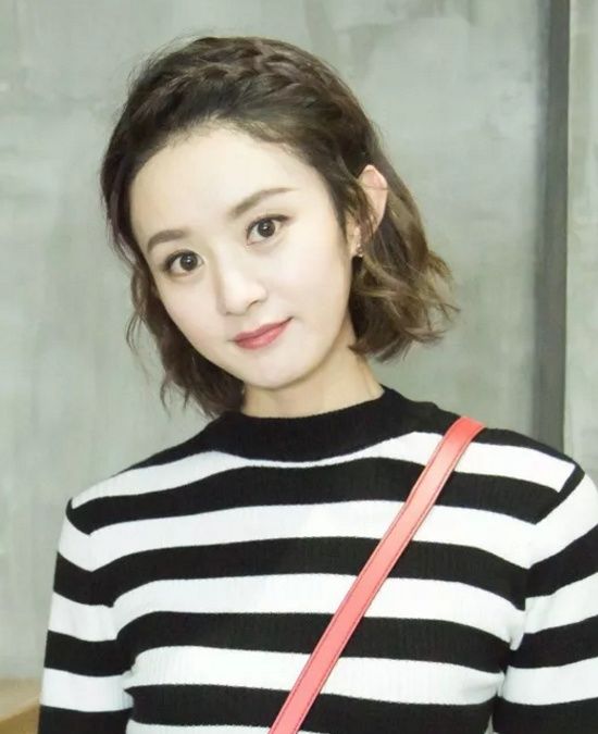 短发的赵丽颖周冬雨不烫不染，发型依然多变的秘密原来是它!