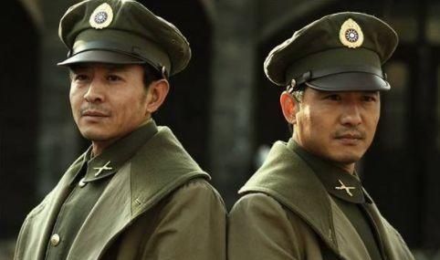  [影帝]弟弟获影帝，哥哥凭“伪装者”走红，却无人知是亲兄弟