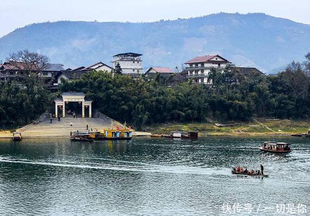 广西这座古镇只能坐船出入,居民淳朴热情,不收门票也没有商业化