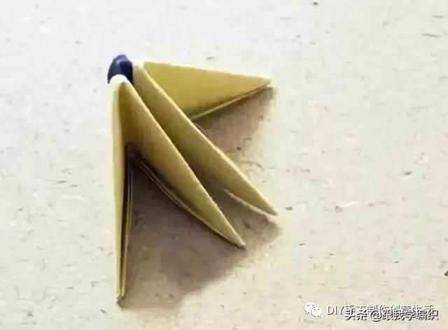 『蓝色』简单的折个三角,组合成百变造型