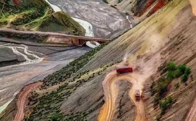 距乌市1h,新发现一条绝美天路,竟然美过独库!