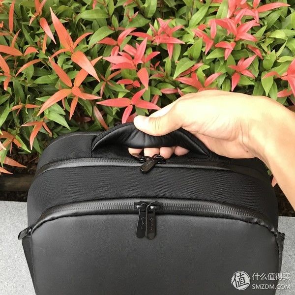 细节出众的钢铁直男包 Elecom宜丽客 多功能数码收纳通勤包测评