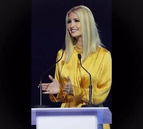  「气质」伊万卡不愧是模特出身！穿金黄长裙难藏傲人身材，124斤美感十足