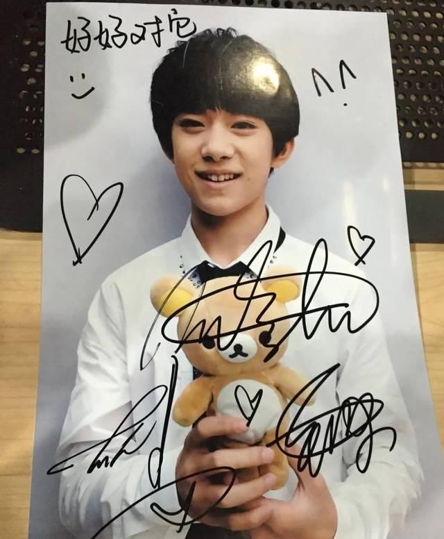  【回忆】何炅追忆TFBOYS初次上《快本》，有2个界面令他印像刻骨铭心，回忆杀
