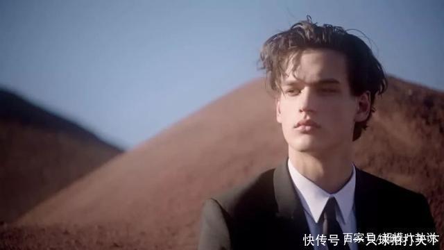 系列:纪梵希的缪斯你知道几位纪梵希第一个女装系列以她的名字命名