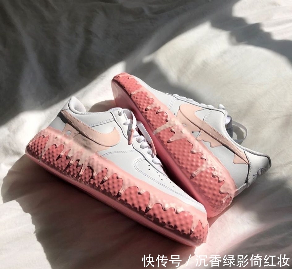  [冰箱]Nike这款鞋太像冰淇淋，被放进冰箱冷冻？