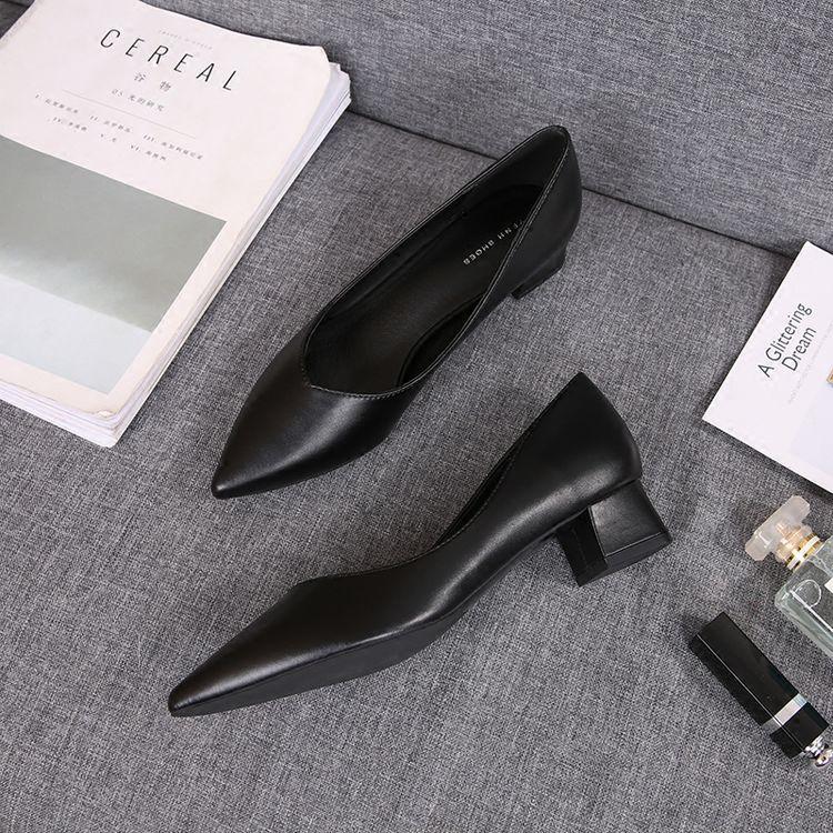 三伏天适合穿这样的高跟鞋, 鲜美显性感, 不伤脚显腿长