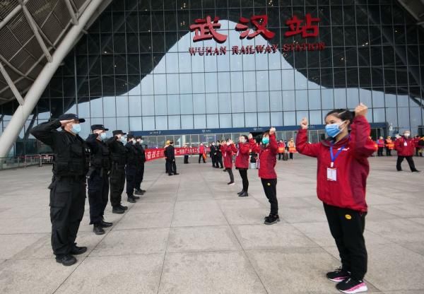  『感谢』湖南、江西援鄂医疗队返程不忘感谢湖北