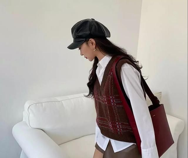  #搭来#新潮流穿搭来袭,时尚女孩快接招,突出穿衣者的优雅