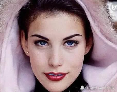 女星们最爱画的M唇口红画法!详细步骤在这里!