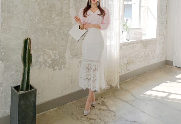 女神孙允珠，早樱粉蜜初雪绒呢毛球公主衫