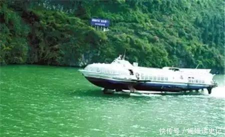 70年代，解放碑还是最高的建筑——老照片上的重庆记忆