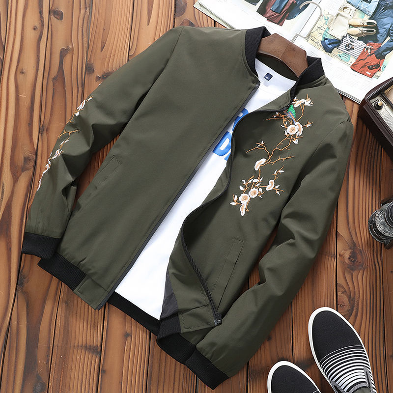 2018帅气男装来袭，减龄又时尚，谁穿谁体面