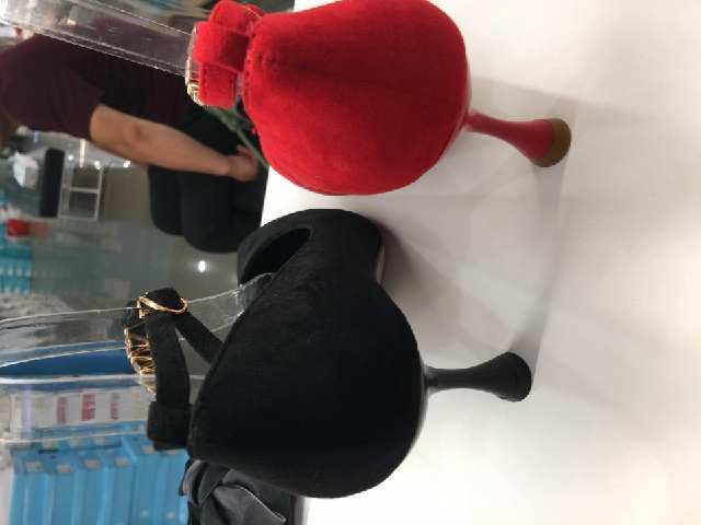 高跟鞋的跟现在都做成这样了，看来我真的是outo啦