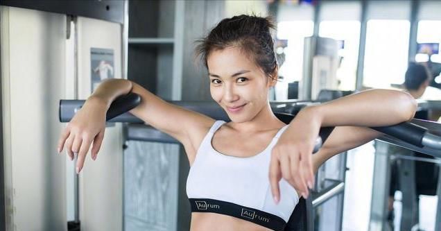 #冒泡#5个美容习惯,素颜一样美的冒泡!