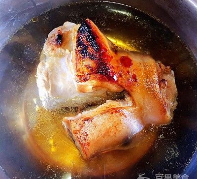 「外婆」外婆的祖传秘方—土豆蒸蹄膀