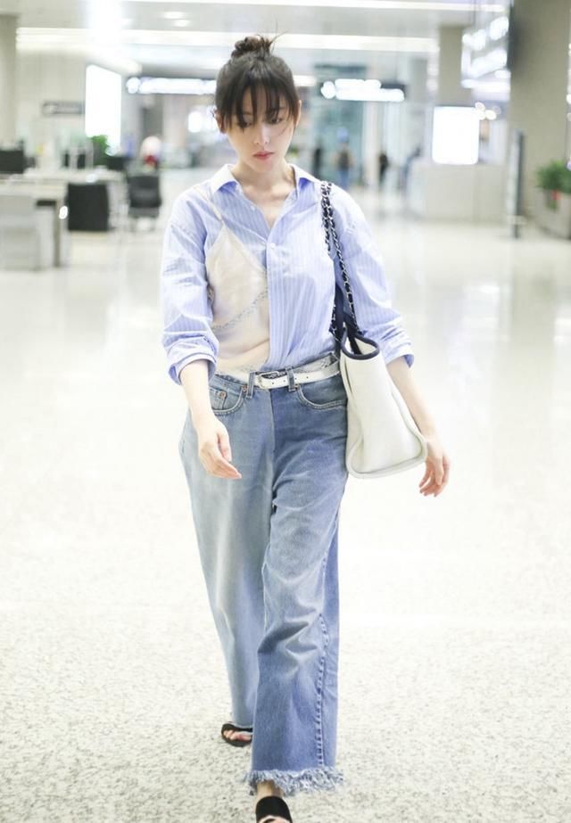 张天爱太过分了!穿的衬衫解开了几个?网友:这也太不安分了!