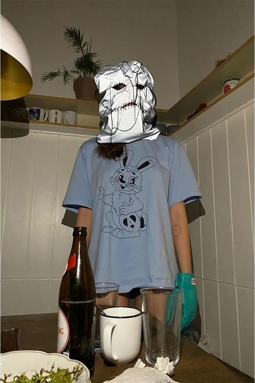 『值得』资讯丨CDG支线释出经典Logo短袖、韩牌JOEGUSH值得关注