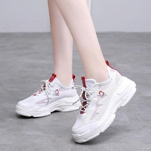 想穿出精致减龄的优雅风?让知心姐姐的穿搭示范告诉你答案!