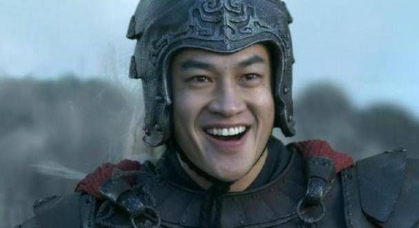 「三国」吕布未斩杀过什么名将,只杀过两个菜鸟,为何被称为三国第一?